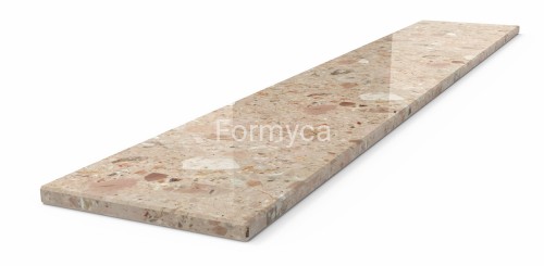 Breccia Aurora parapet zewnętrzny.jpg