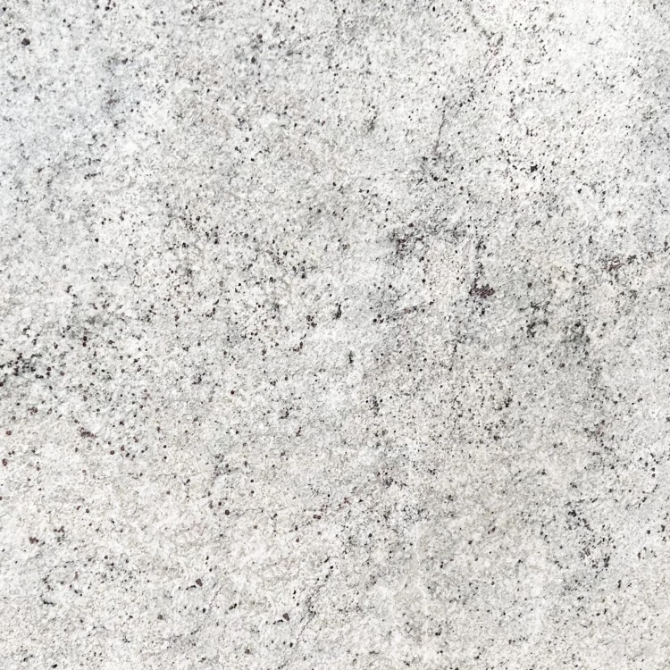 Colonial White polerowany.jpg