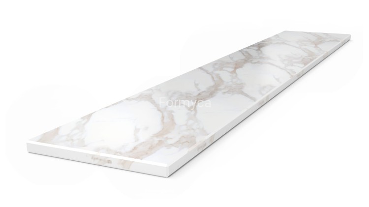 Calacatt Royale 2 cm.jpg