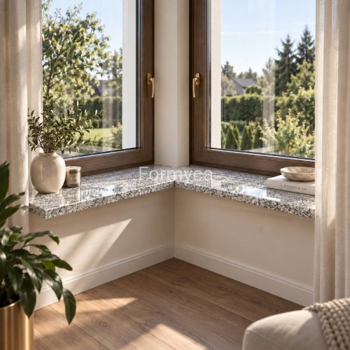 Bianco Crystal parapet wew.jpg